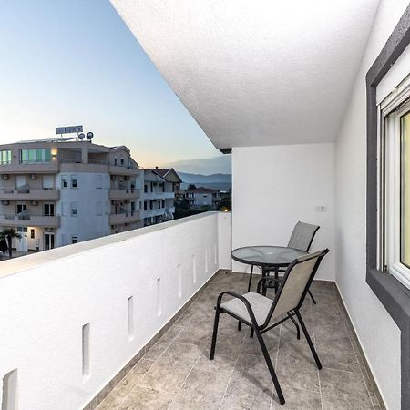 Apart-Hotel Prestige Ulcinj Exterior foto
