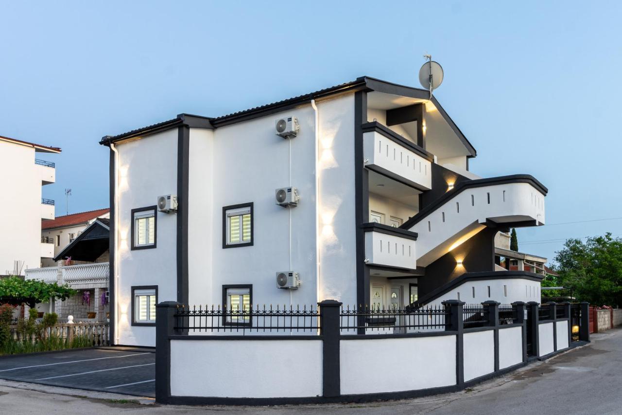 Apart-Hotel Prestige Ulcinj Exterior foto