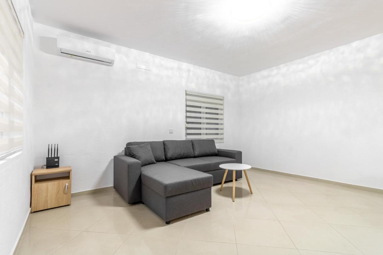 Apart-Hotel Prestige Ulcinj Exterior foto